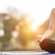 Essere Natura: yoga, cammino e convivialità