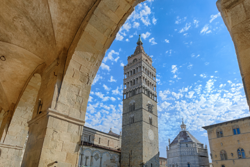 Piazza Duomo, Pistoia