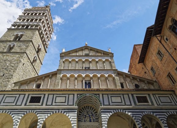 Pistoia Bizzarra. Passeggiata guidata