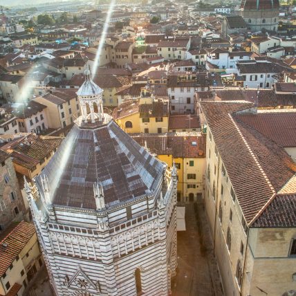 Baptistery of San Giovanni in corte file immagine