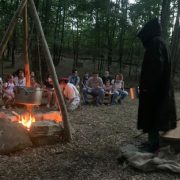 Una storia attorno al fuoco