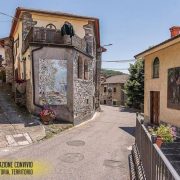 Monologhi in piazza a Lizzano Pistoiese