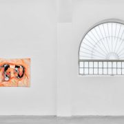 Özlem Altin – holding, containing