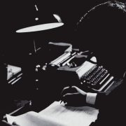 Giacomo Pacini presenta La spia intoccabile Giacomo Pacini presenta La spia intoccabile