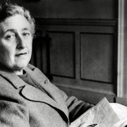 Agatha Christie: la donna, la scrittrice, l’archeologa